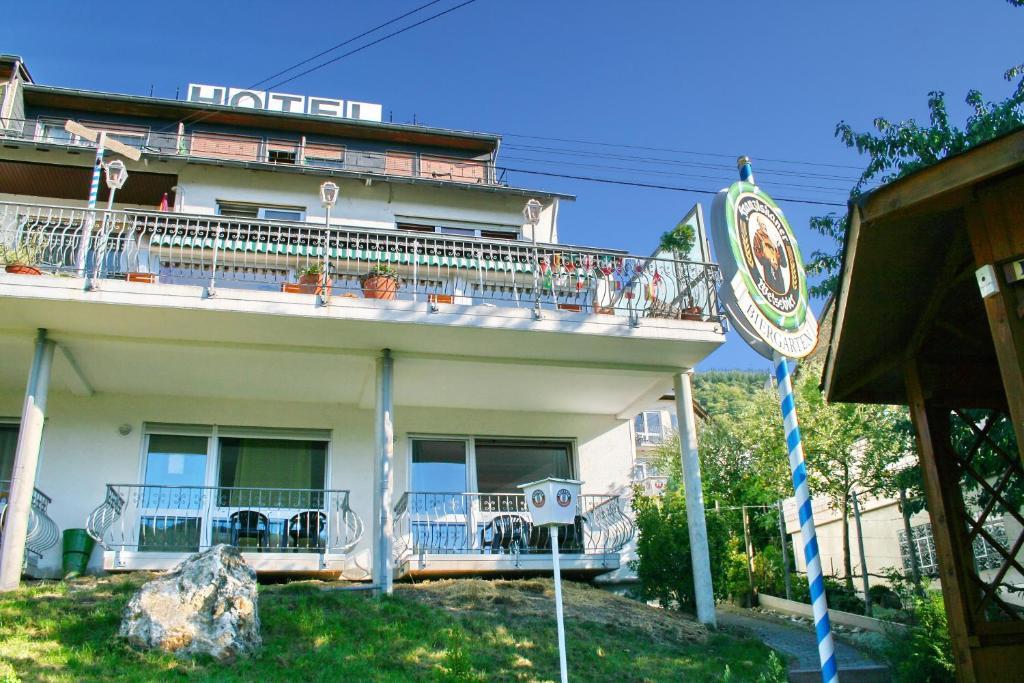 Hotel Restaurant Moselblick Wintrich Εξωτερικό φωτογραφία
