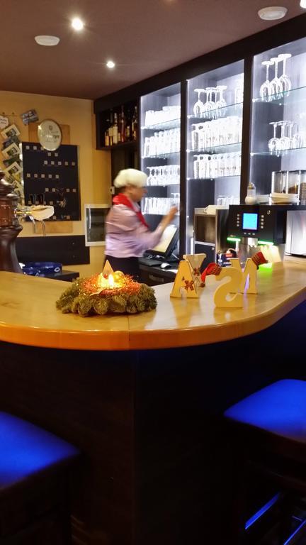 Hotel Restaurant Moselblick Wintrich Εξωτερικό φωτογραφία